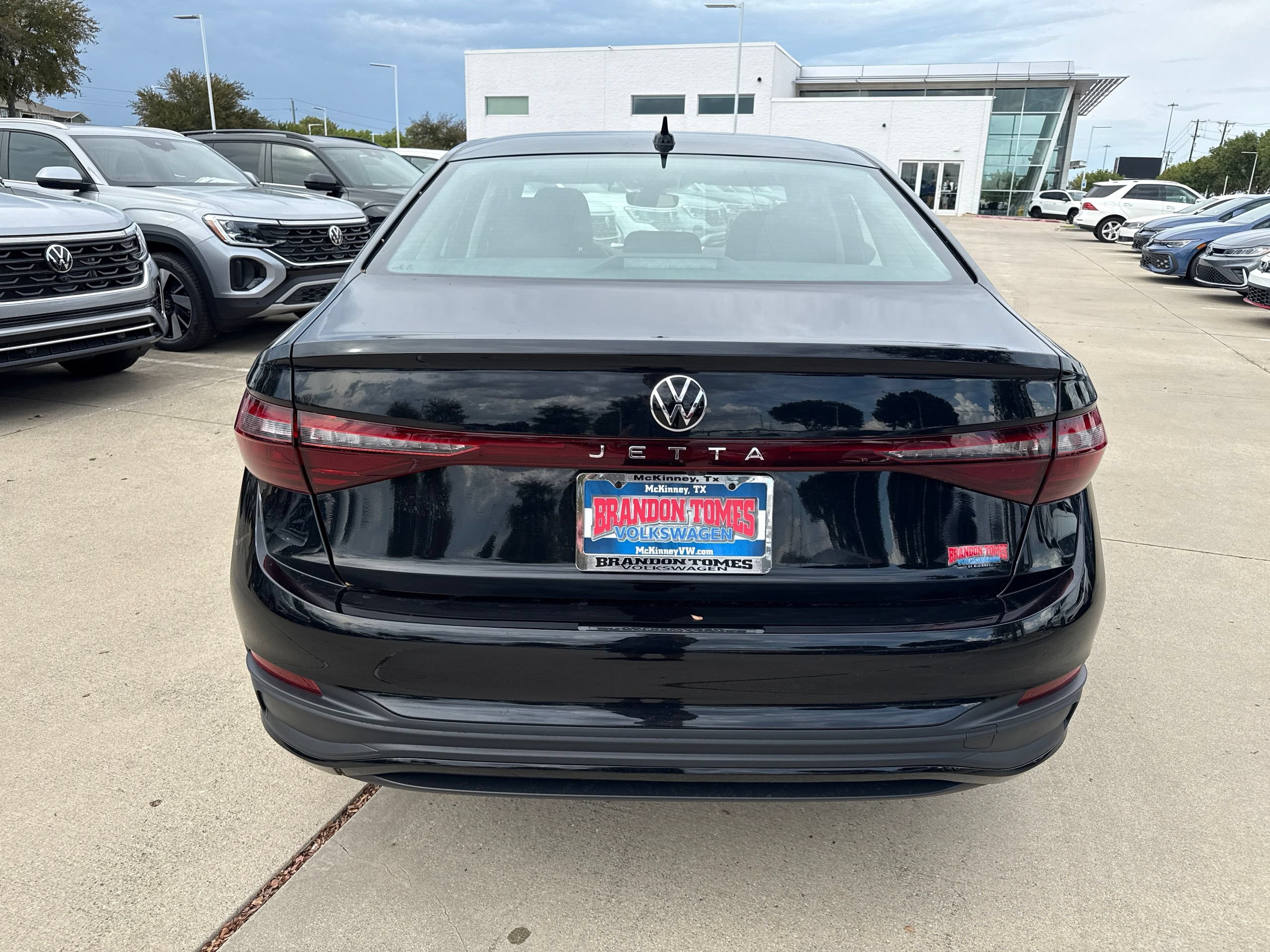 New 2027 Volkswagen Jetta S FWD image 4
