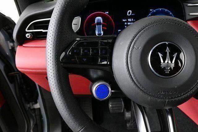 New 2025 Maserati Grecale GT AWD/4WD image 11