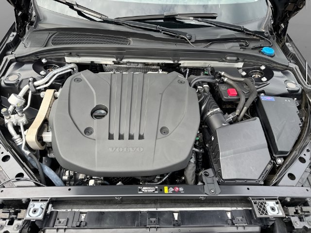 Certified 2024 Volvo S60 B5 Ultimate w/ Protection Package Premier AWD/4WD image 21