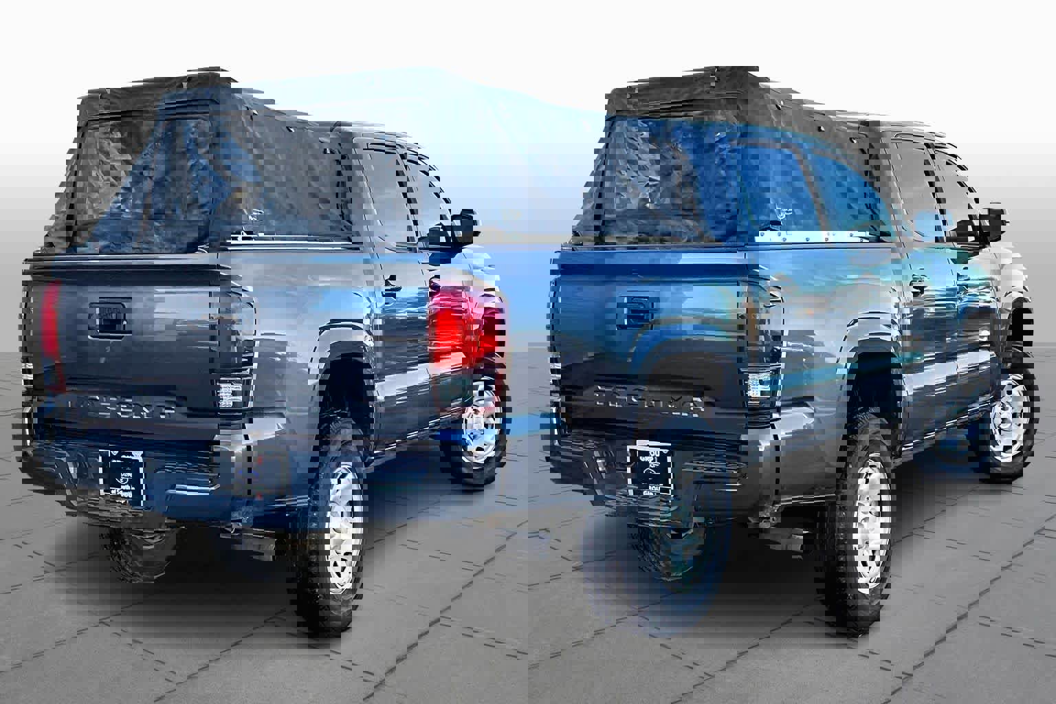 Used 2019 Toyota Tacoma SR w/ SR Convenience Package image 13