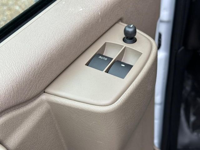 New 2025 Chevrolet Express 3500 Extended w/ Driver Convenience Package image 8