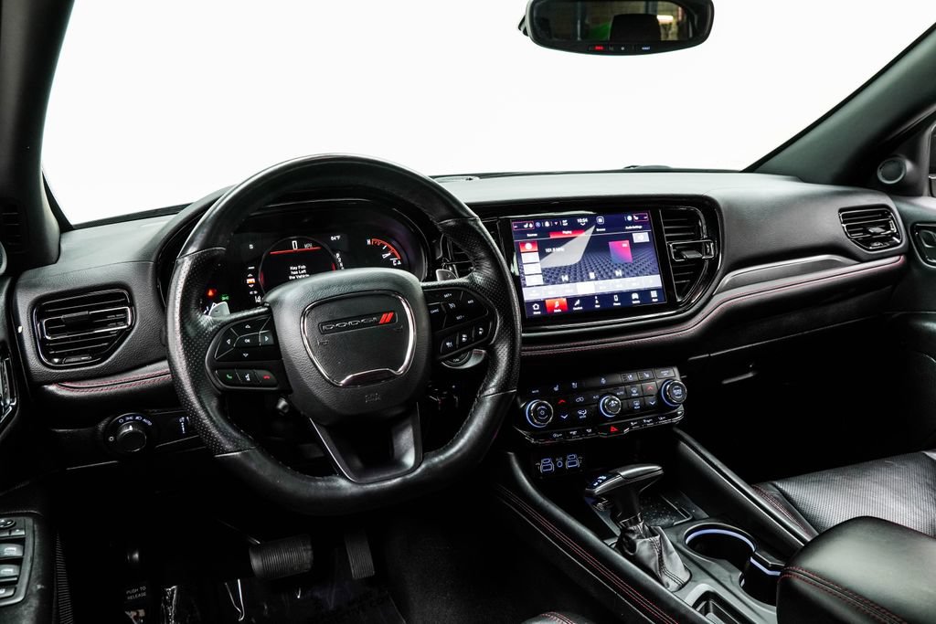 Used 2025 Dodge Durango GT AWD/4WD image 4