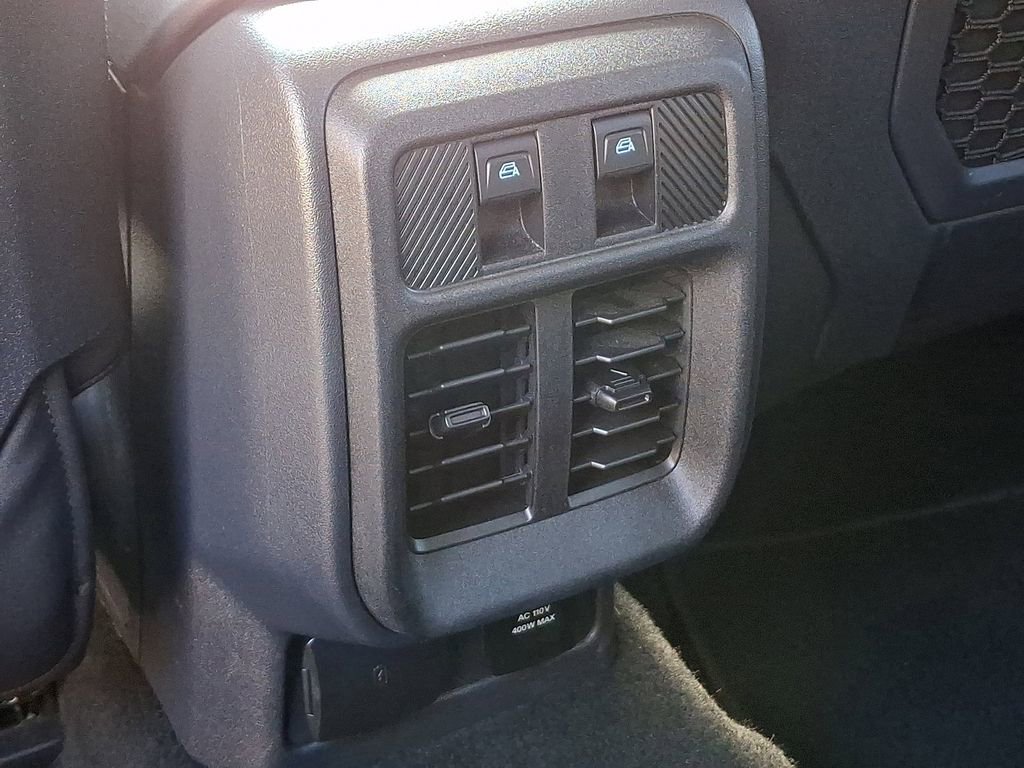 Used 2025 Ford Bronco Badlands AWD/4WD image 11