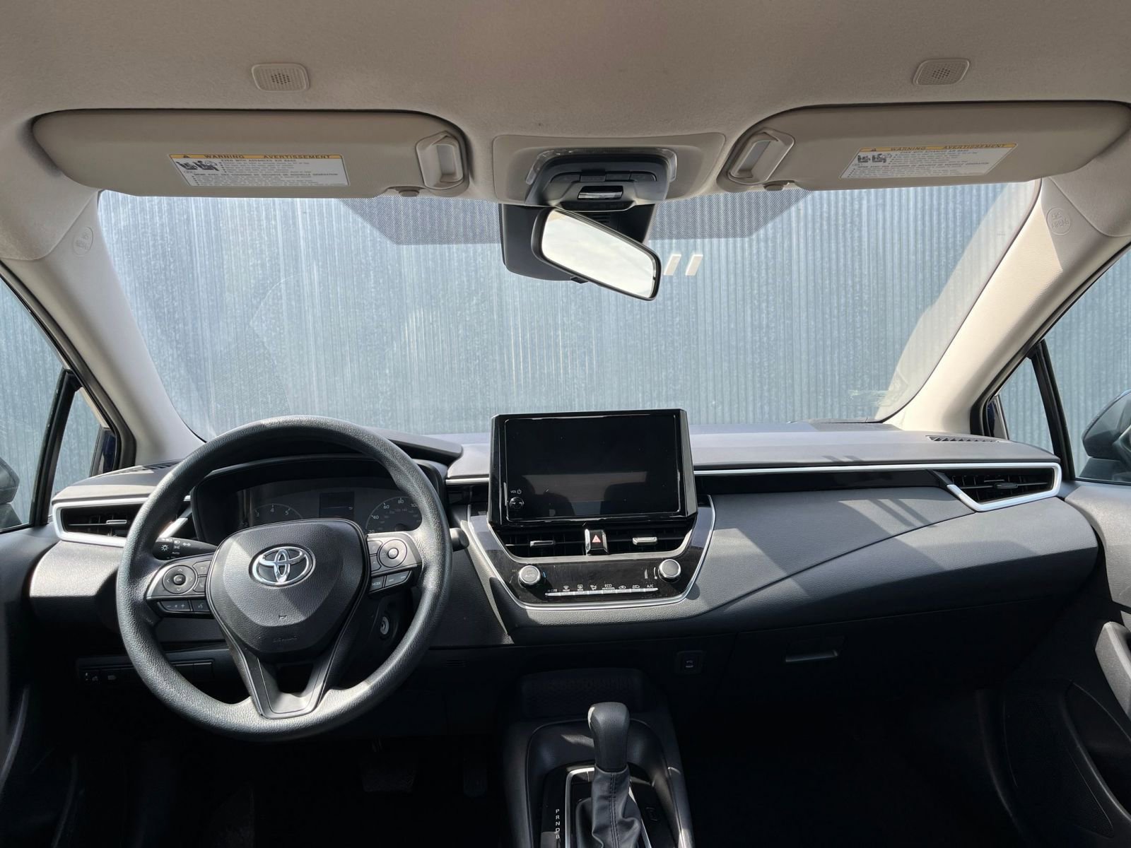 Used 2025 Toyota Corolla LE image 32