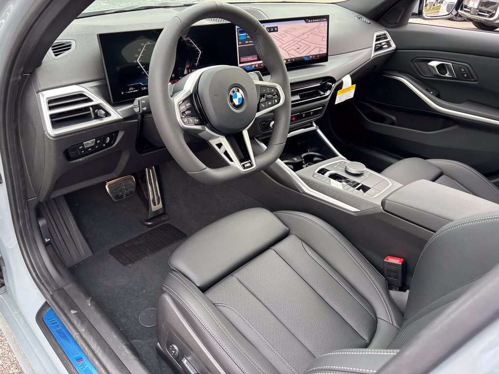 New 2026 BMW 330i xDrive Sedan w/ M Sport Package AWD/4WD image 12