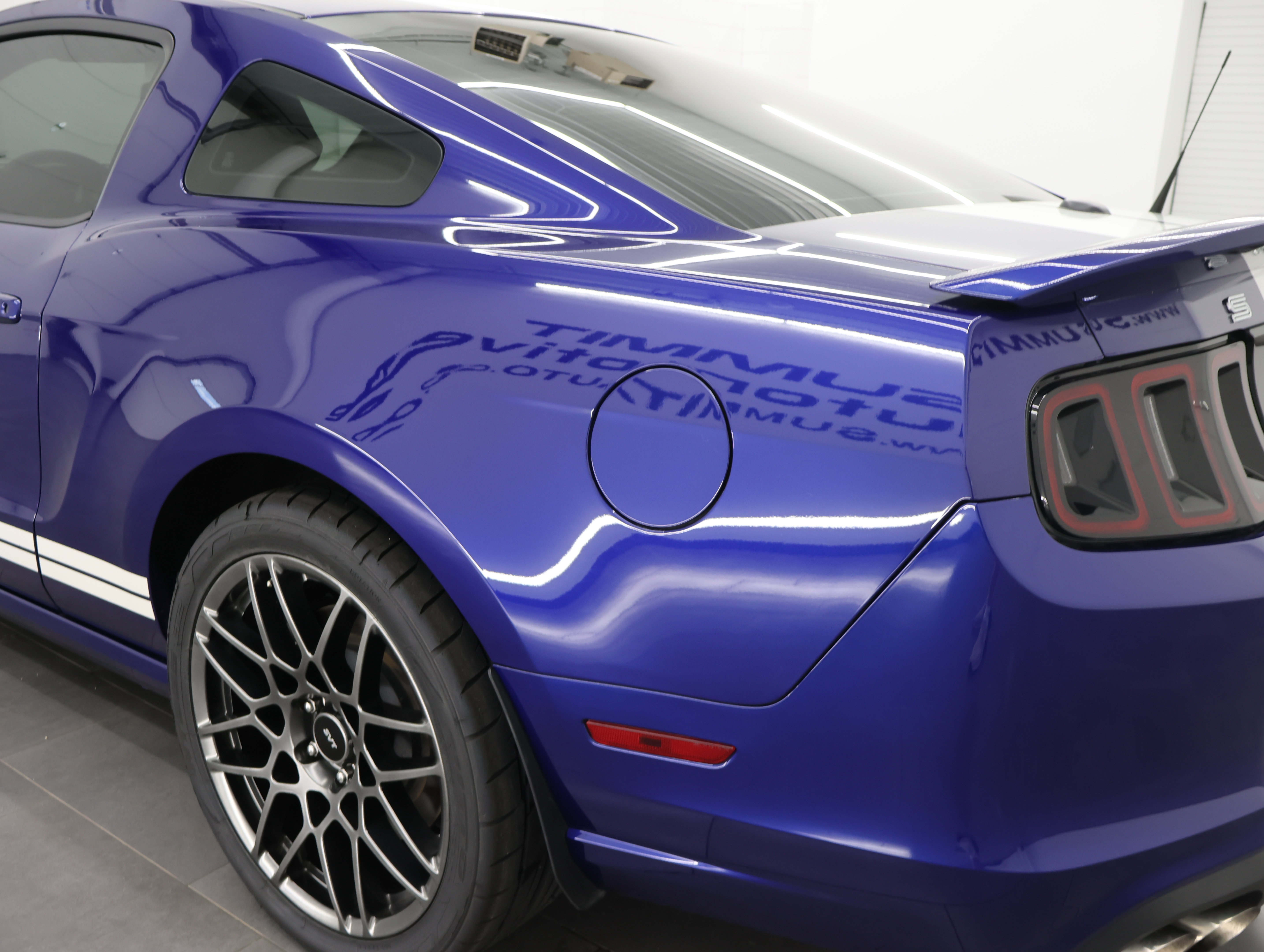 Used 2013 Ford Mustang Shelby GT500 RWD image 31