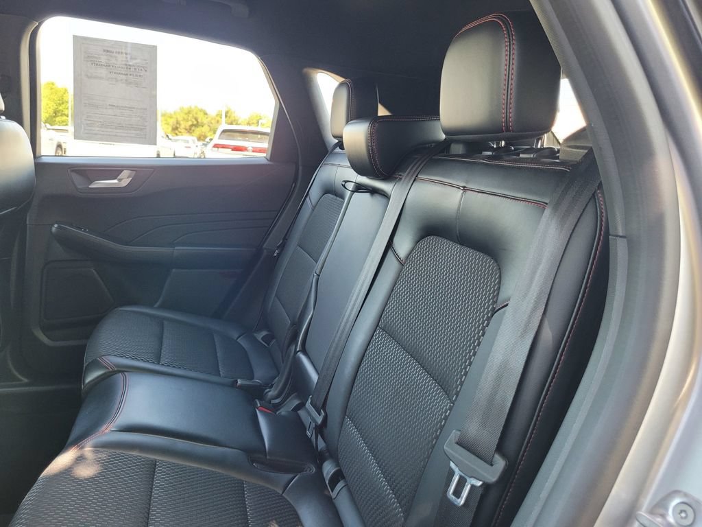 Used 2024 Ford Escape ST-Line Select AWD/4WD image 14