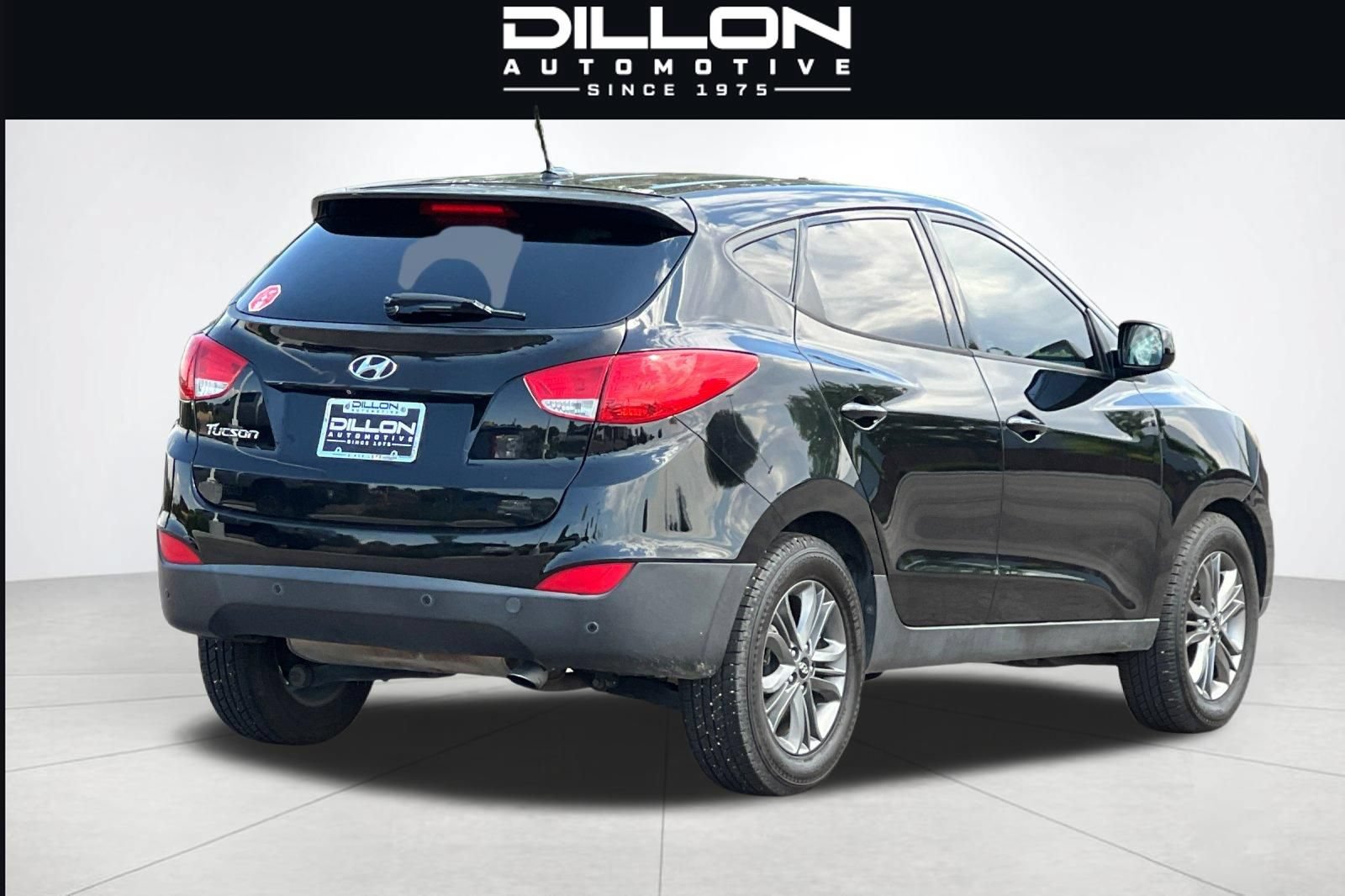 Used 2015 Hyundai Tucson GLS w/ Option Group 02 FWD image 4