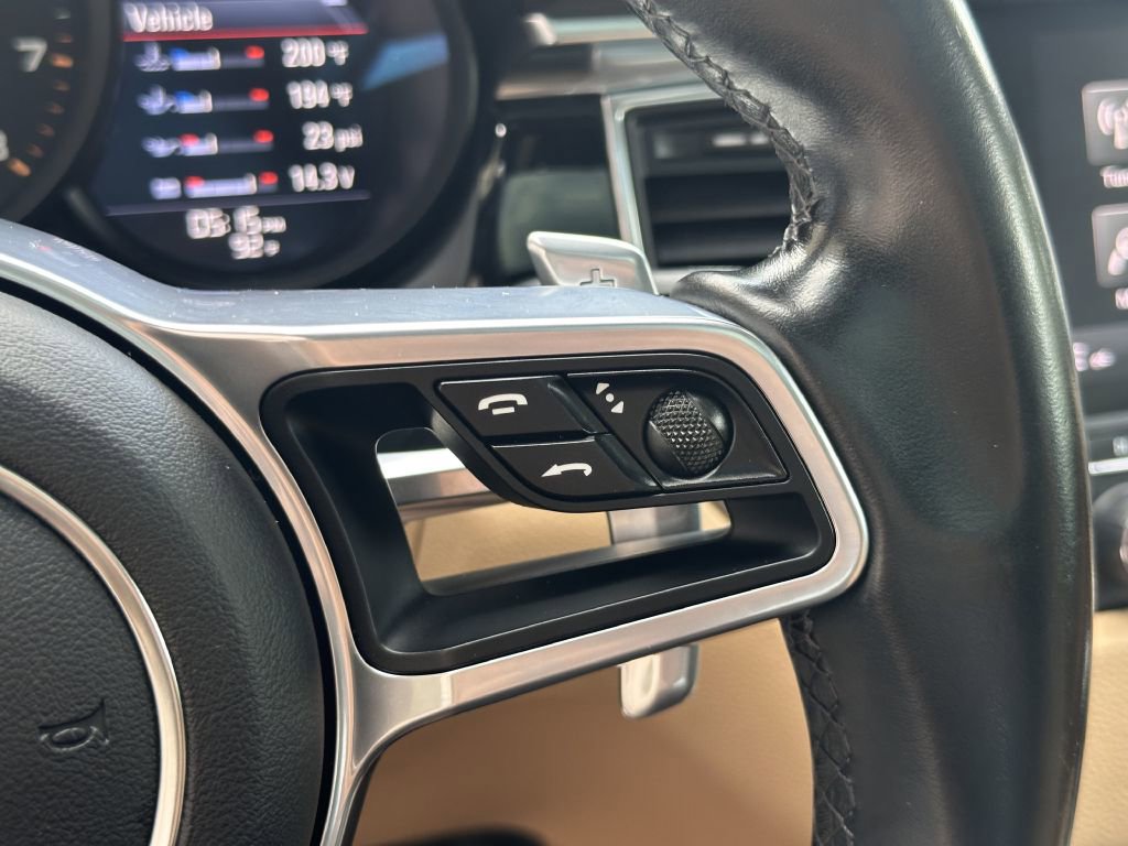 Used 2017 Porsche Macan image 35