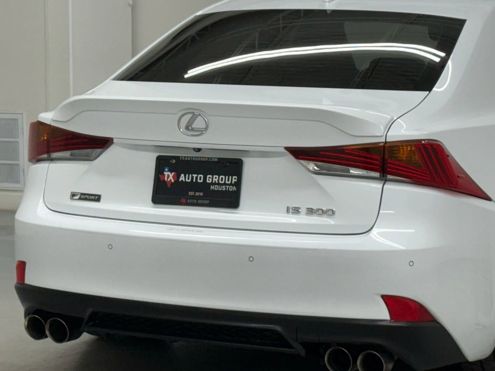 Used 2019 Lexus IS 300 F Sport w/ F Sport Package image 39