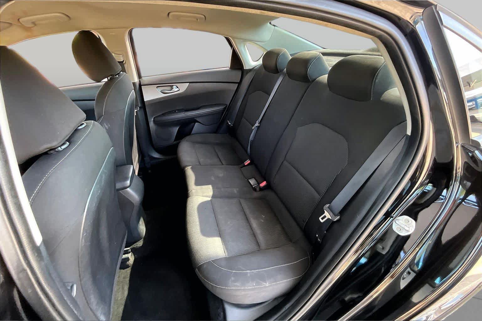 Used 2021 Kia Forte LXS FWD image 19