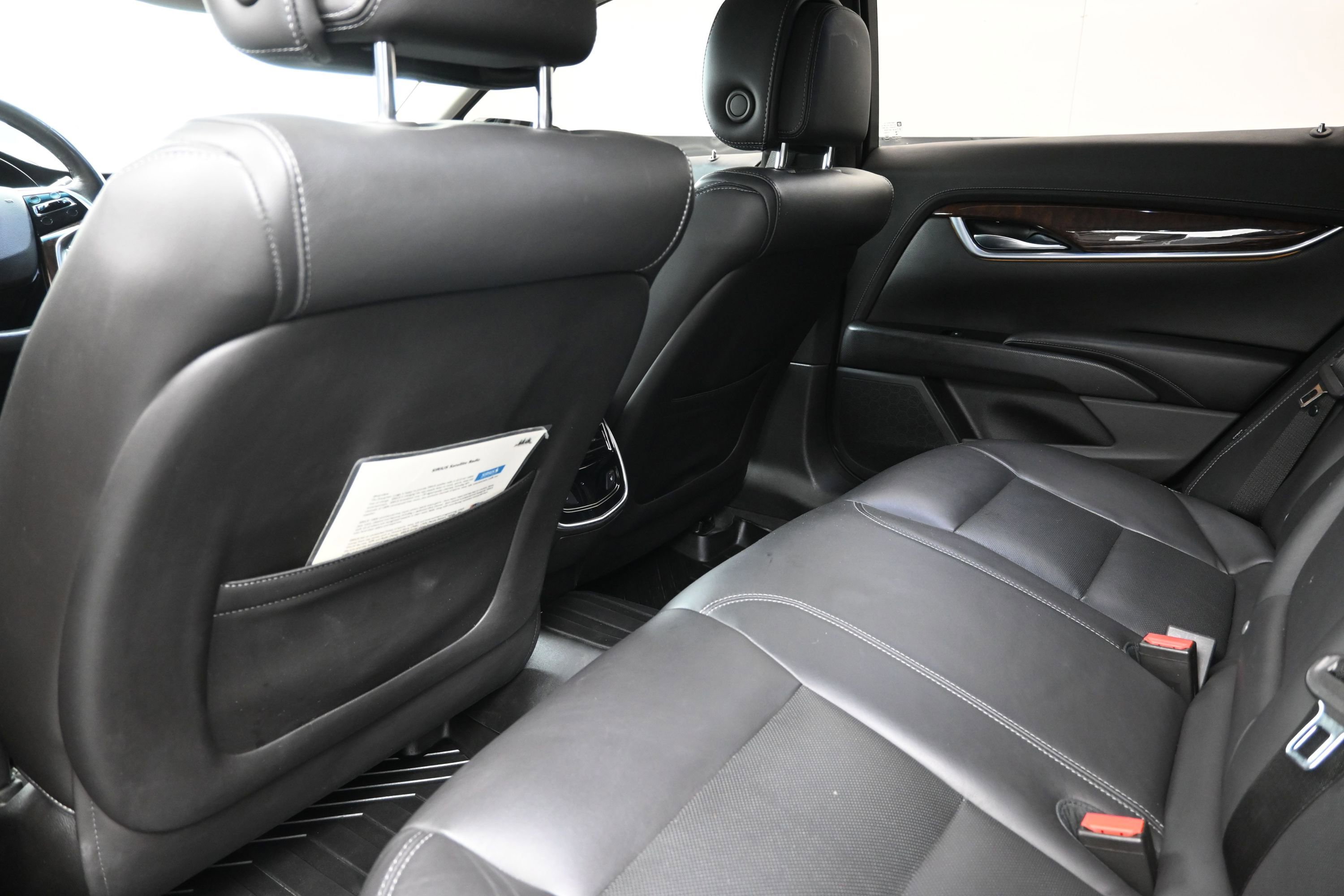 Used 2014 Cadillac XTS Luxury w/ Driver Awareness Package FWD image 20