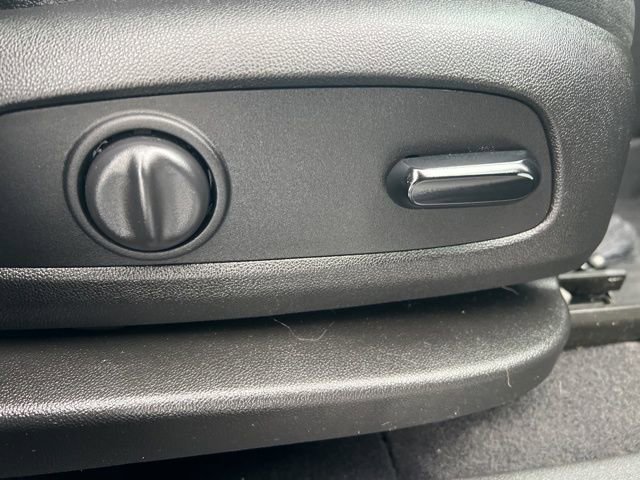 Used 2020 GMC Terrain SLT image 36