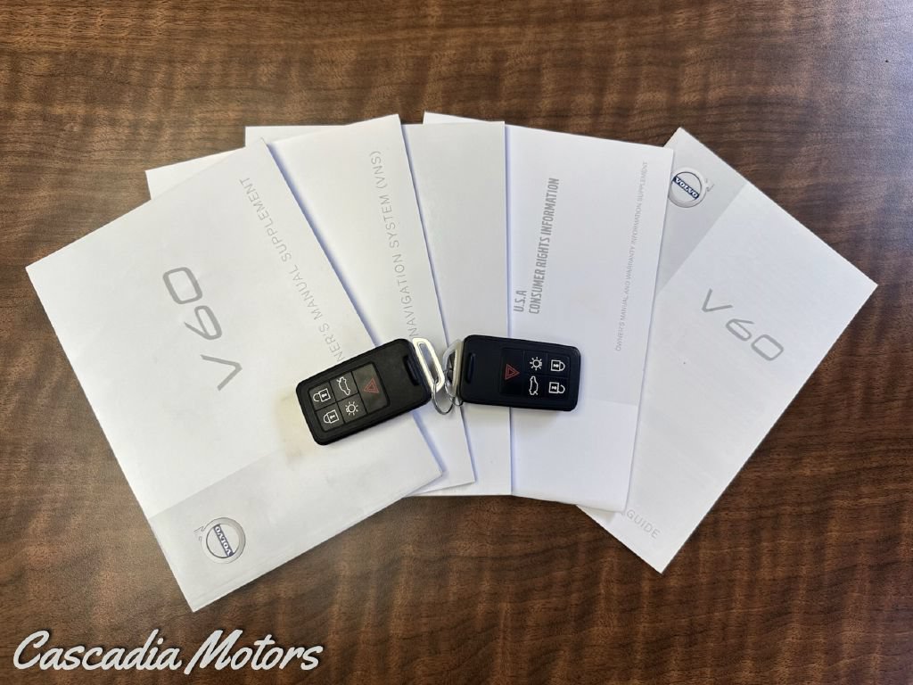 Used 2018 Volvo V60 T5 Dynamic w/ Vision Package AWD/4WD image 2