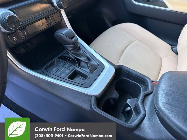 Used 2019 Toyota RAV4 XLE w/ Convenience Package AWD/4WD image 22