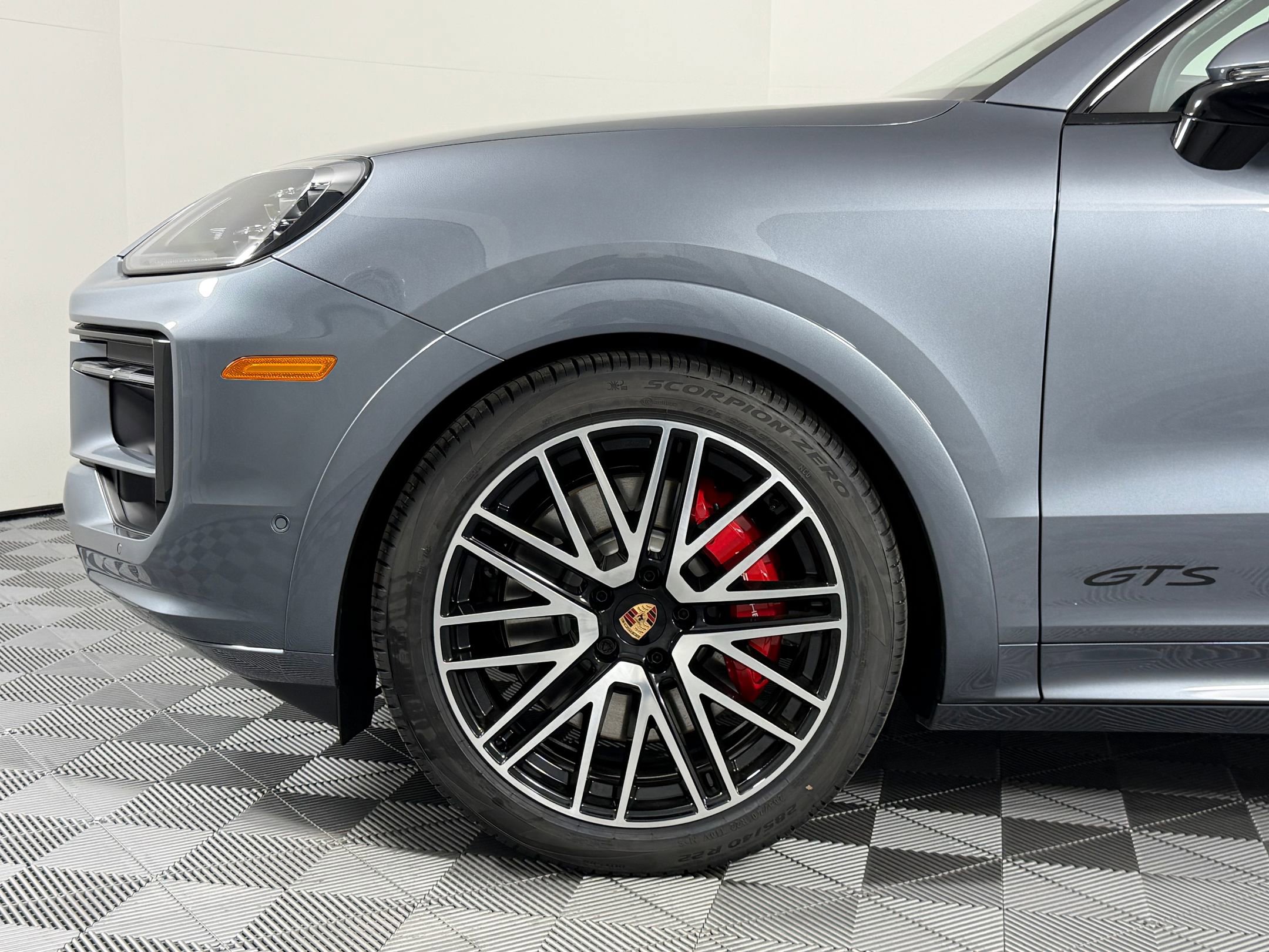 New 2026 Porsche Cayenne GTS AWD/4WD image 12