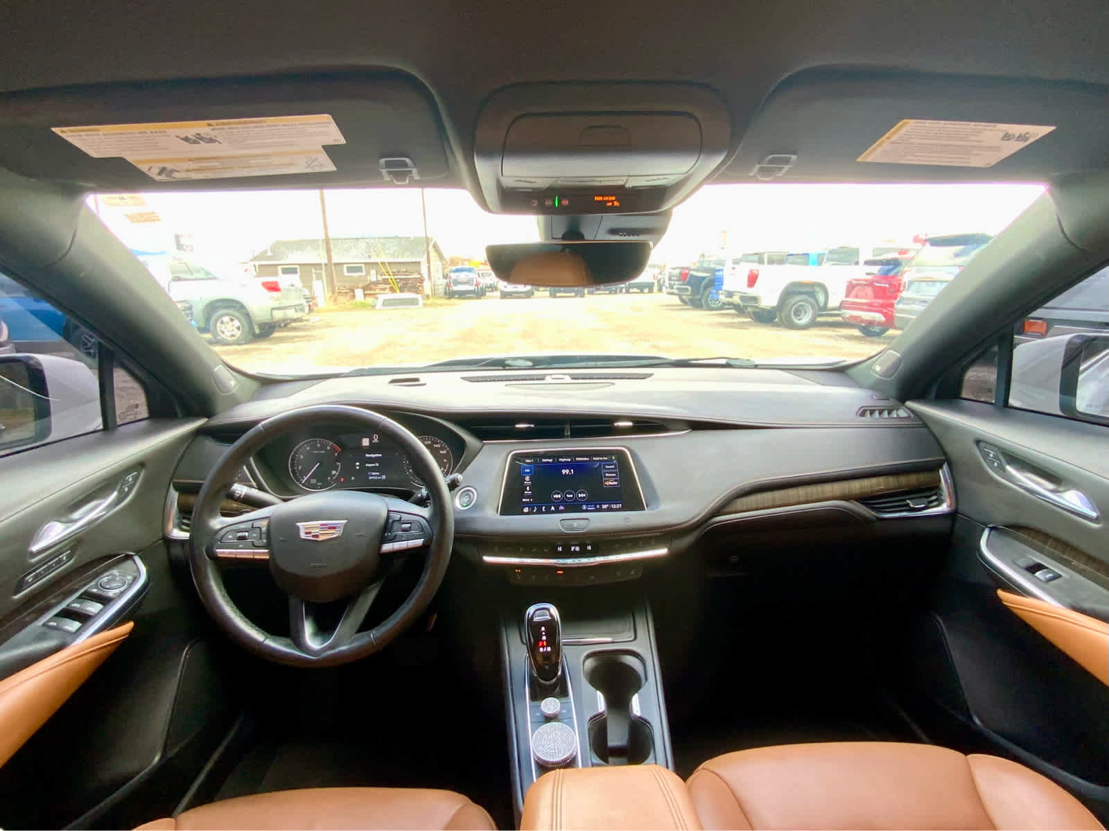 Used 2021 Cadillac XT4 Premium Luxury w/ Enhanced Visibility Package image 32