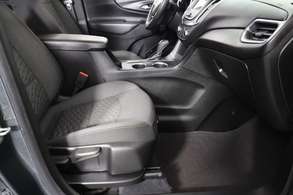 Used 2020 Chevrolet Equinox LT image 29