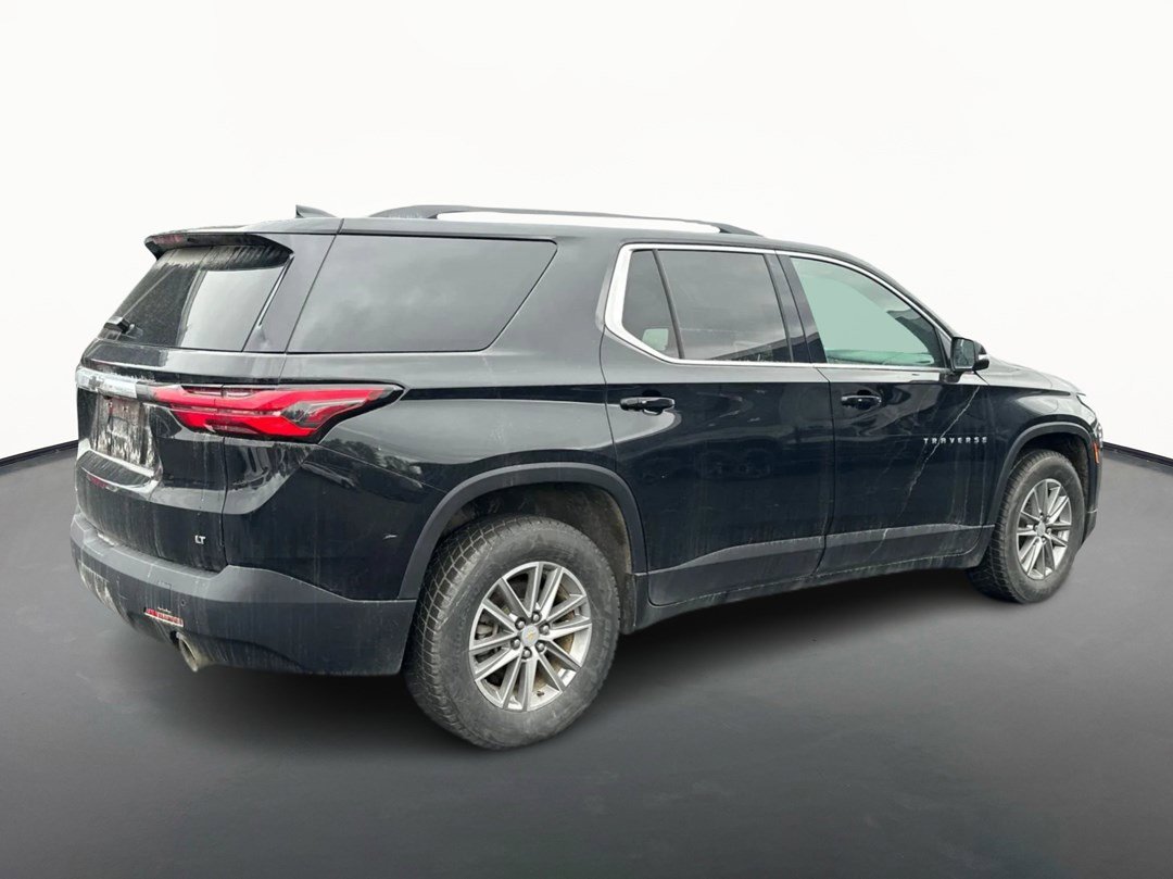 Used 2023 Chevrolet Traverse LT w/ LPO, Floor Liner Package AWD/4WD image 3