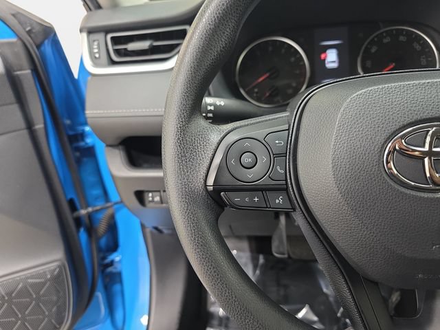 Used 2019 Toyota RAV4 LE w/ All Weather Liner Package AWD/4WD image 14