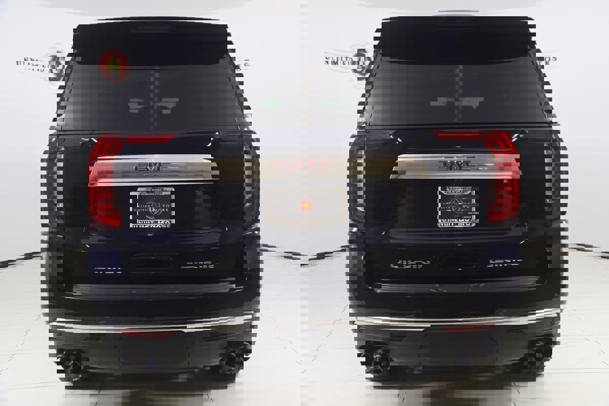 Used 2021 GMC Yukon Denali w/ Denali Premium Package image 46