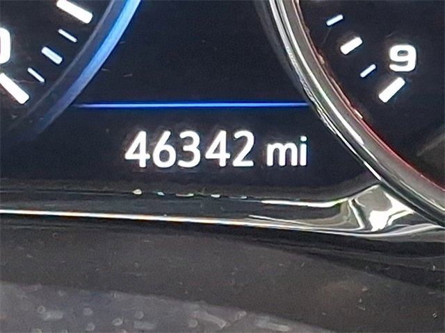 Used 2023 GMC Acadia Denali w/ Black Diamond Edition image 22