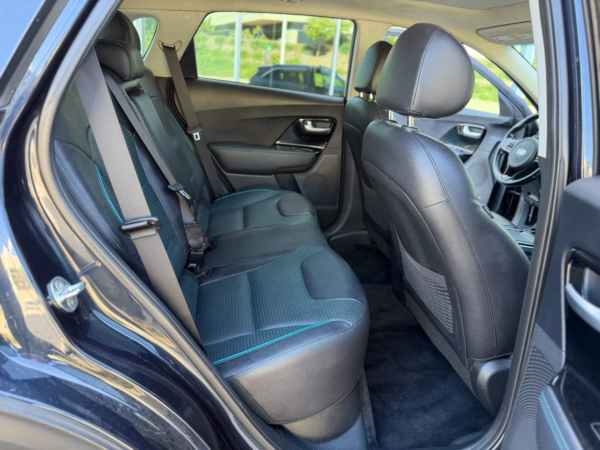 Used 2019 Kia Niro EX Premium FWD image 12