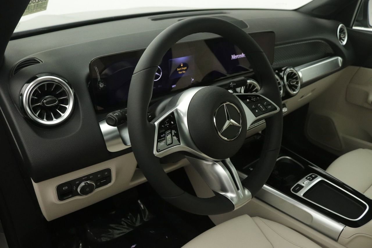 New 2026 Mercedes-Benz GLB 250 GLB 250 image 5