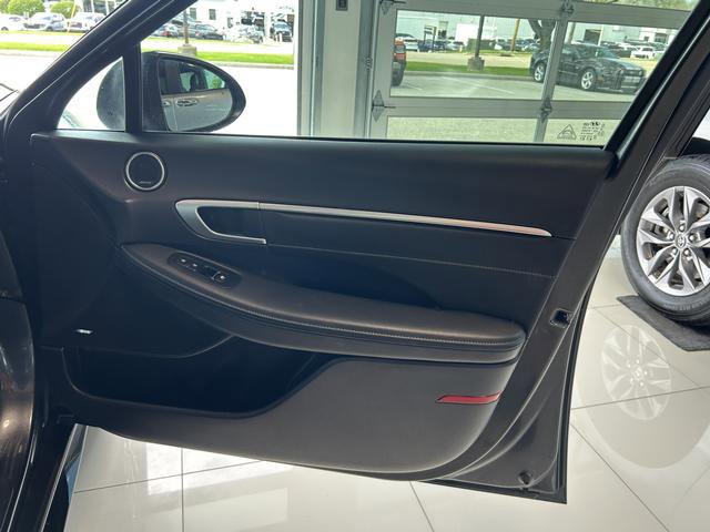 Used 2021 Hyundai Sonata Limited FWD image 25