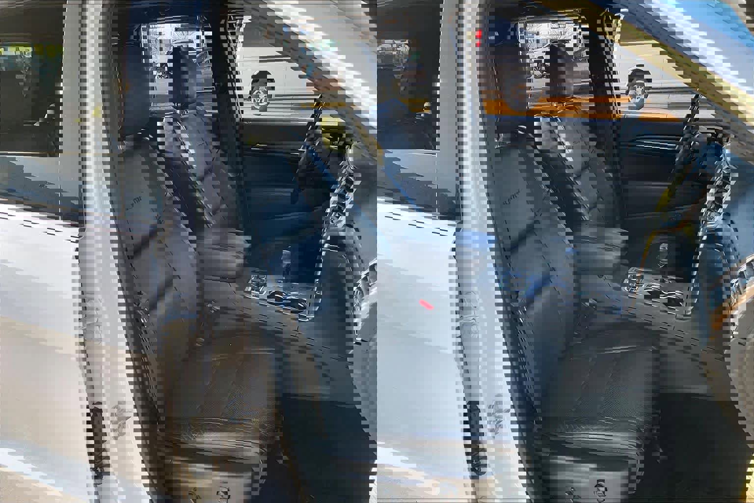 Used 2014 Jeep Grand Cherokee Summit image 9