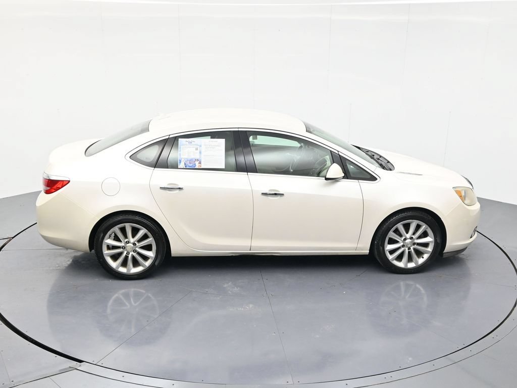 Used 2013 Buick Verano Leather FWD image 37