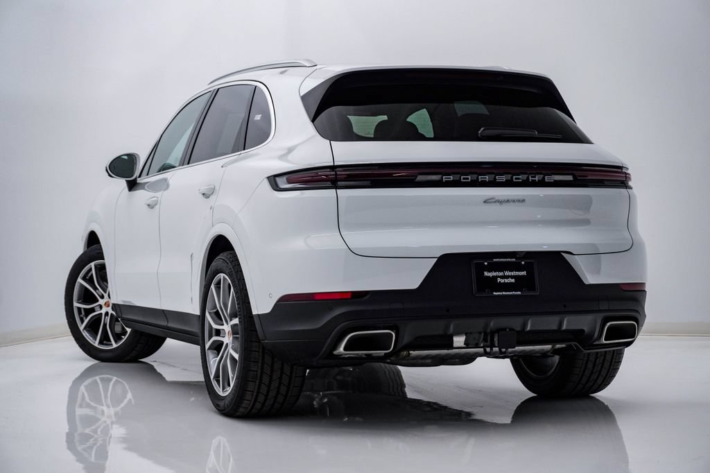 New 2026 Porsche Cayenne AWD/4WD image 3