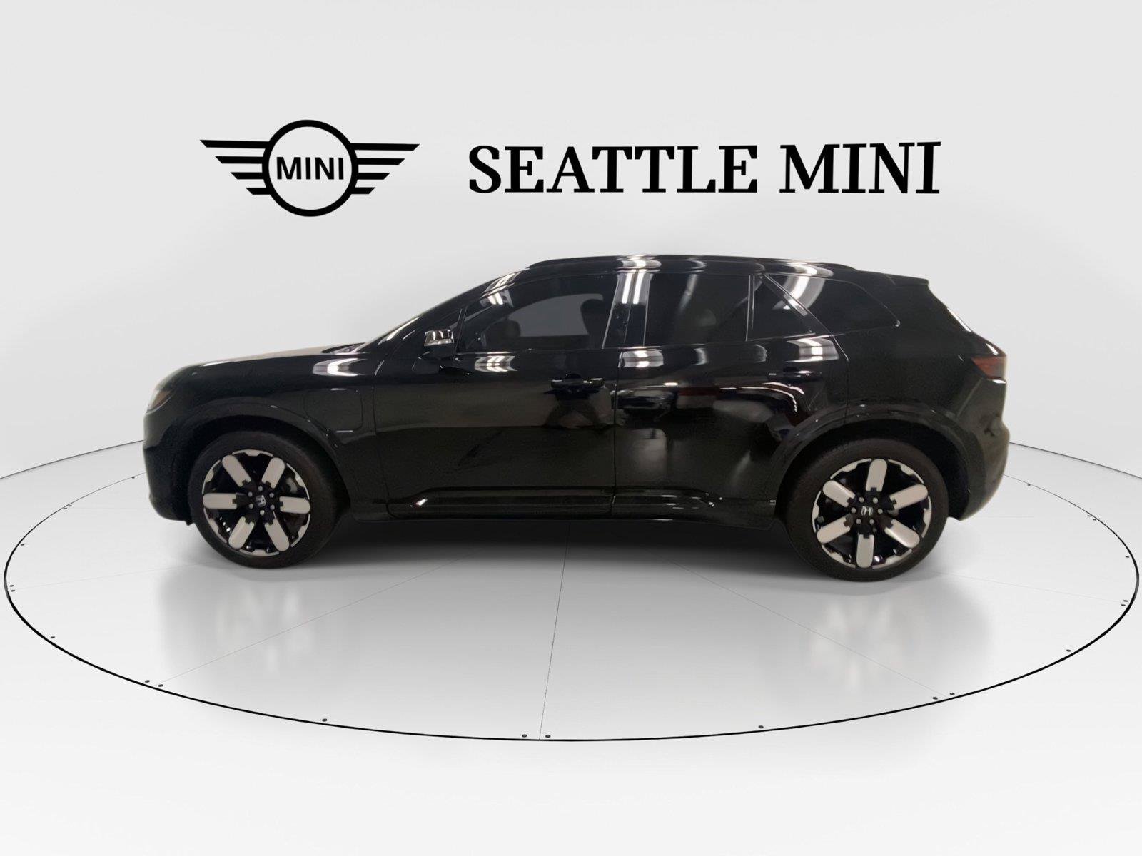 Used 2026 MINI Cooper 2-Door Hardtop FWD image 6