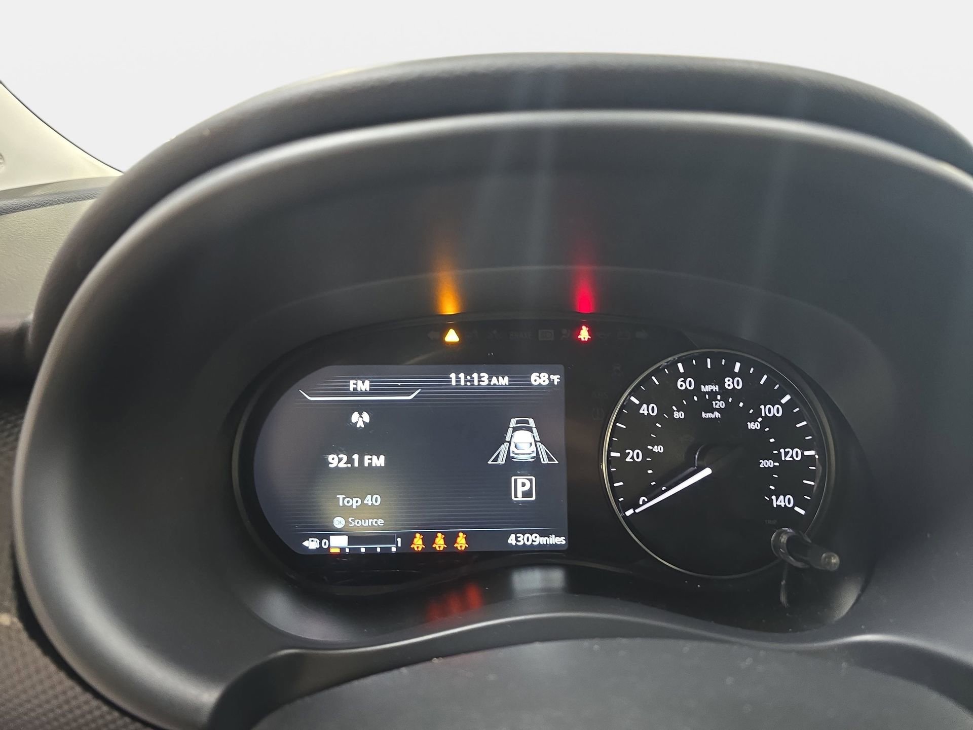 Used 2023 Nissan Kicks SV w/ Interior Electronics Package FWD image 19