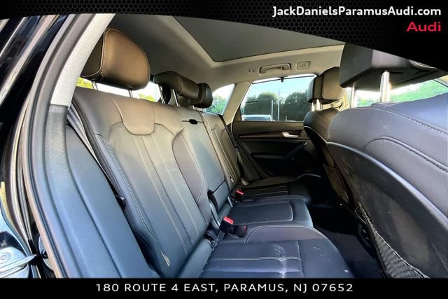 Used 2023 Audi Q5 2.0T Premium Plus w/ Premium Plus Package AWD/4WD image 19