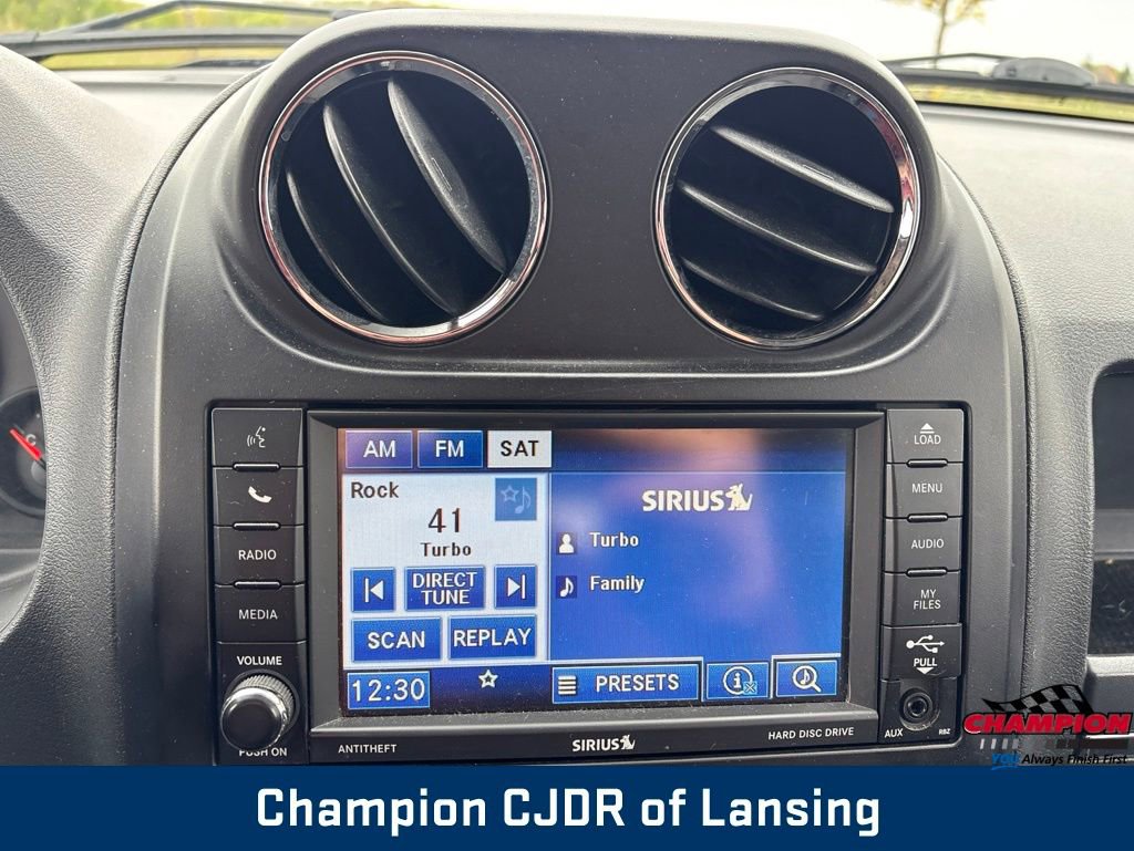 Used 2012 Jeep Compass Latitude AWD/4WD image 27