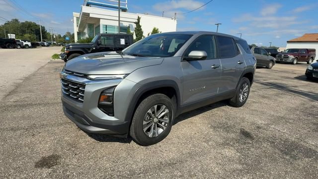 Used 2026 Chevrolet Equinox LT FWD image 4
