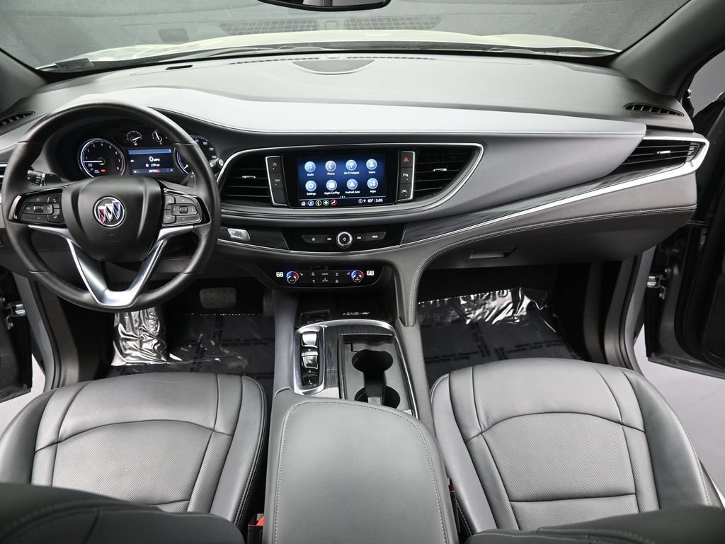 Used 2023 Buick Enclave Essence AWD/4WD image 18