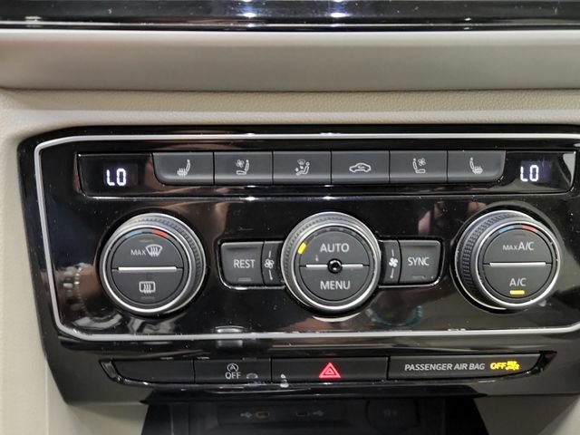 Used 2021 Volkswagen Atlas SEL Premium AWD/4WD image 24