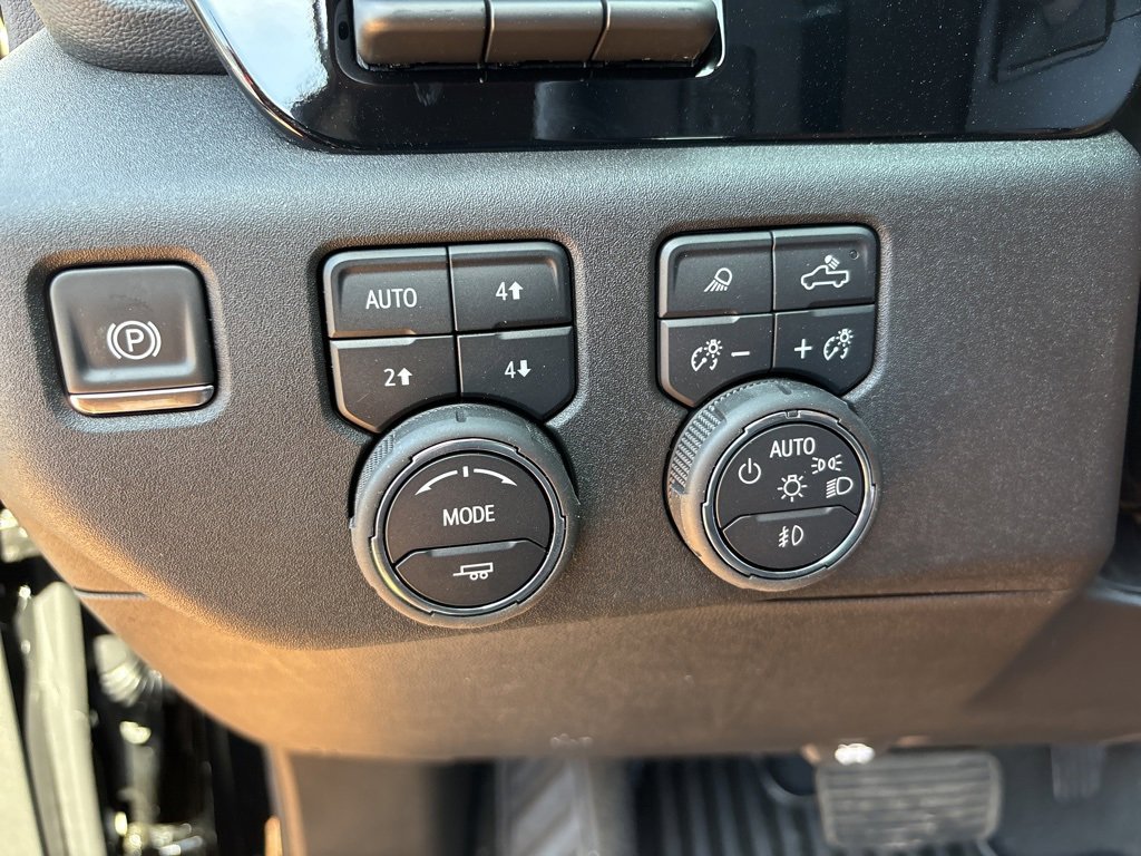 New 2025 Chevrolet Silverado 1500 LTZ w/ Technology Package image 18