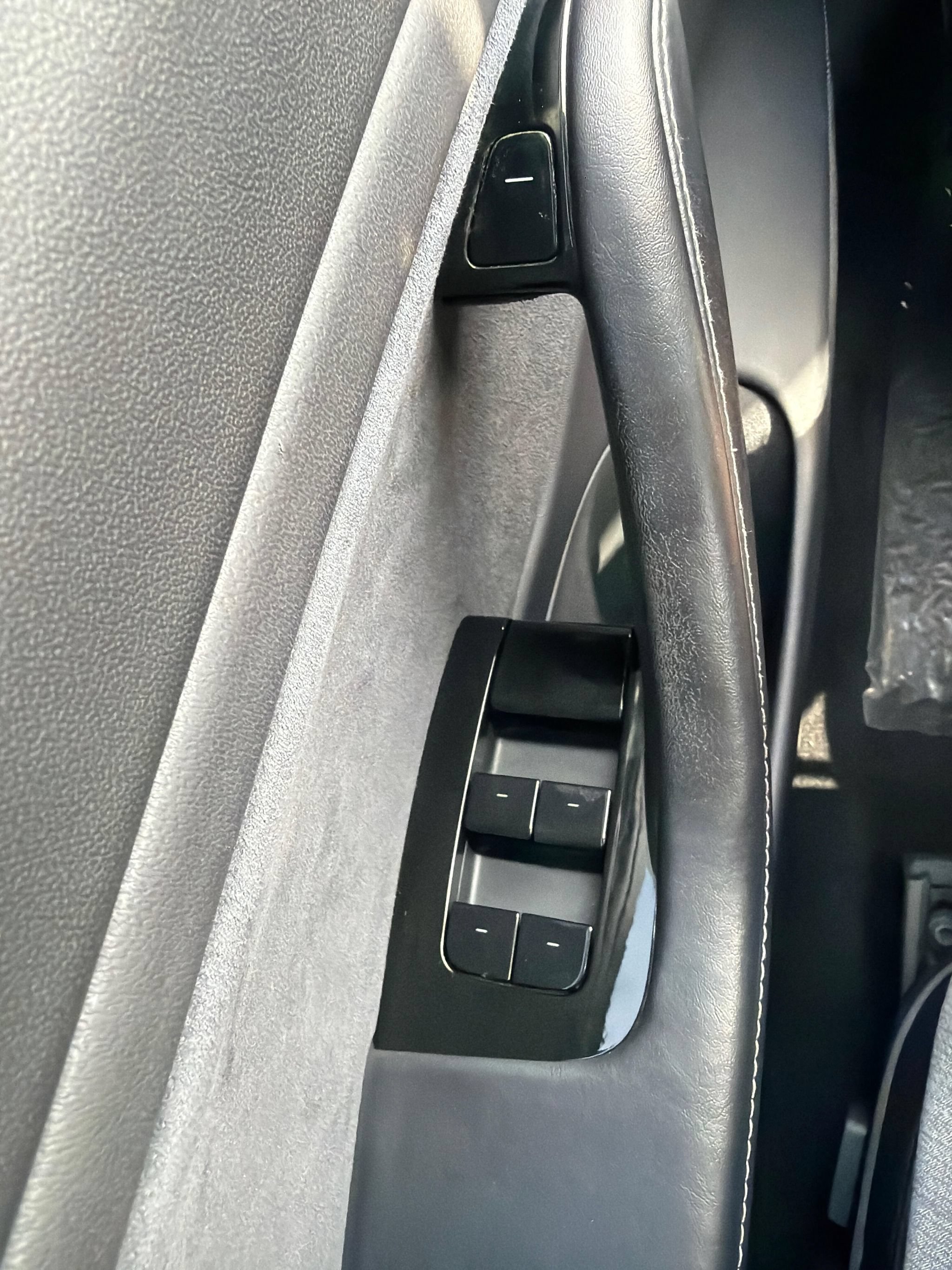 Used 2018 Tesla Model 3 Long Range RWD image 23