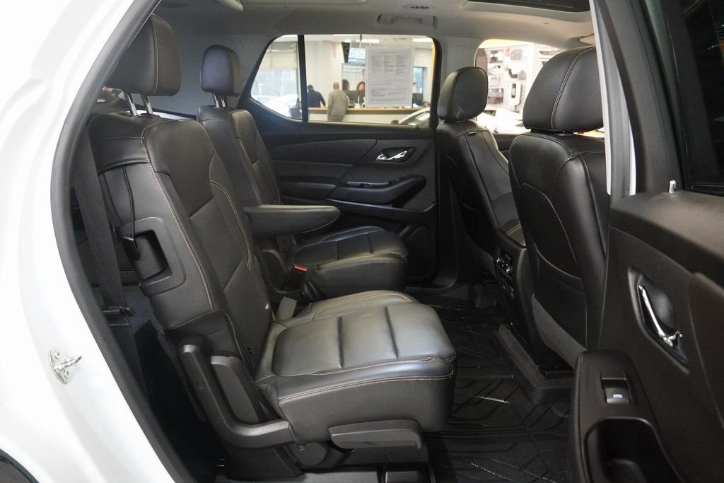 Used 2019 Chevrolet Traverse Premier w/ Redline Edition image 32