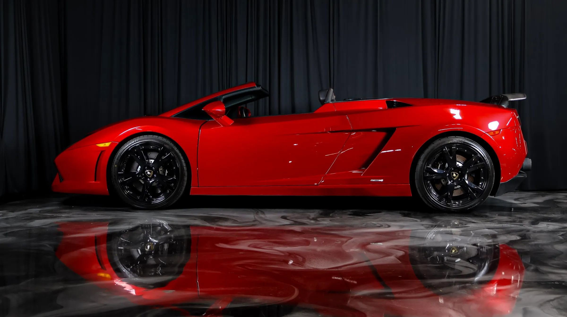 Used 2011 Lamborghini Gallardo LP 560-4 AWD/4WD image 9