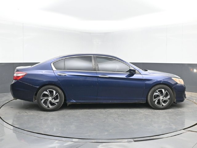 Used 2016 Honda Accord LX image 11