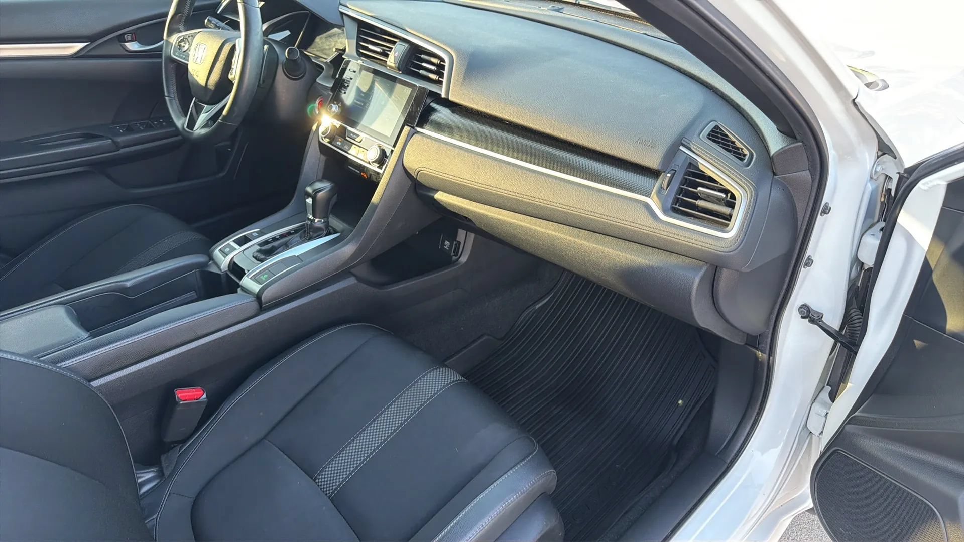 Used 2019 Honda Civic Sport image 67