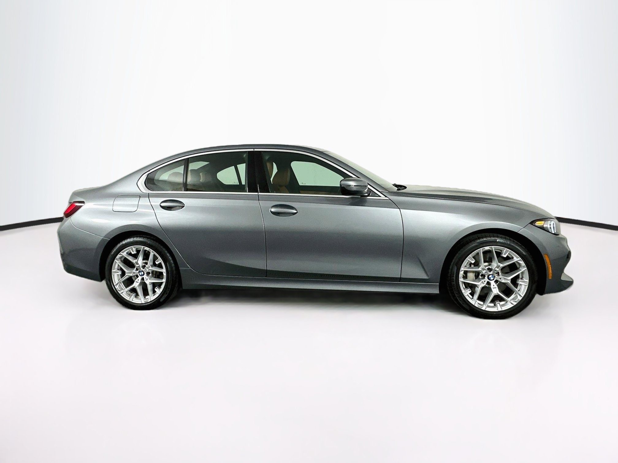 Used 2026 BMW 330i xDrive Sedan AWD/4WD image 10