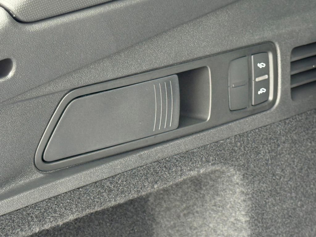 New 2025 Audi SQ5 Premium Plus image 58