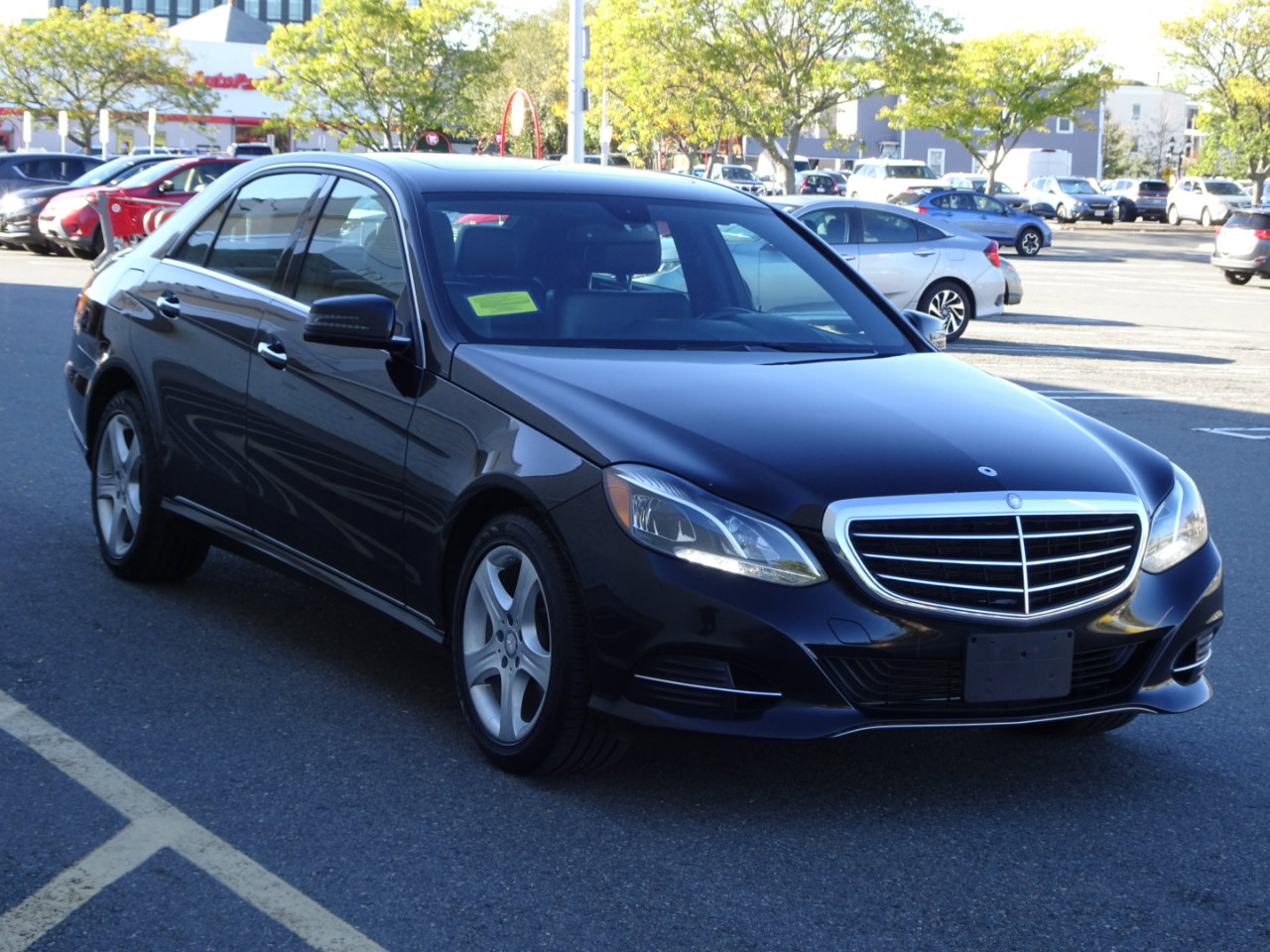 Used 2015 Mercedes-Benz E 350 4MATIC Sedan image 3