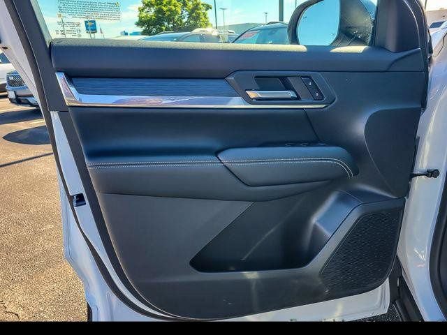 Certified 2026 GMC Terrain Elevation AWD/4WD image 18