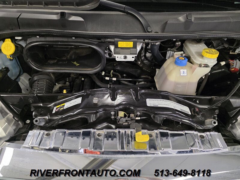 Used 2025 RAM ProMaster 2500 w/ U-Haul Equipment Group FWD image 15